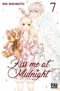 Kiss me at Midnight T07